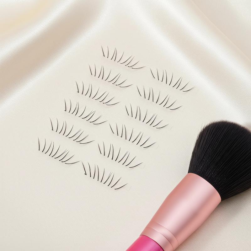 Natural Comic Lower Lash Exten - огляд і ціна Eyelash Extension With Glue